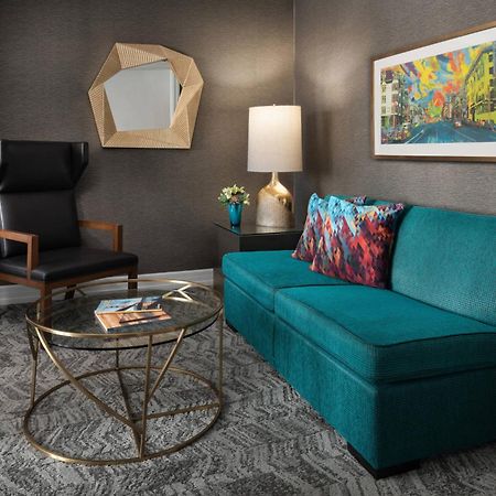 Courtyard By Marriott San Francisco Downtown/Van Ness Ave Bagian luar foto