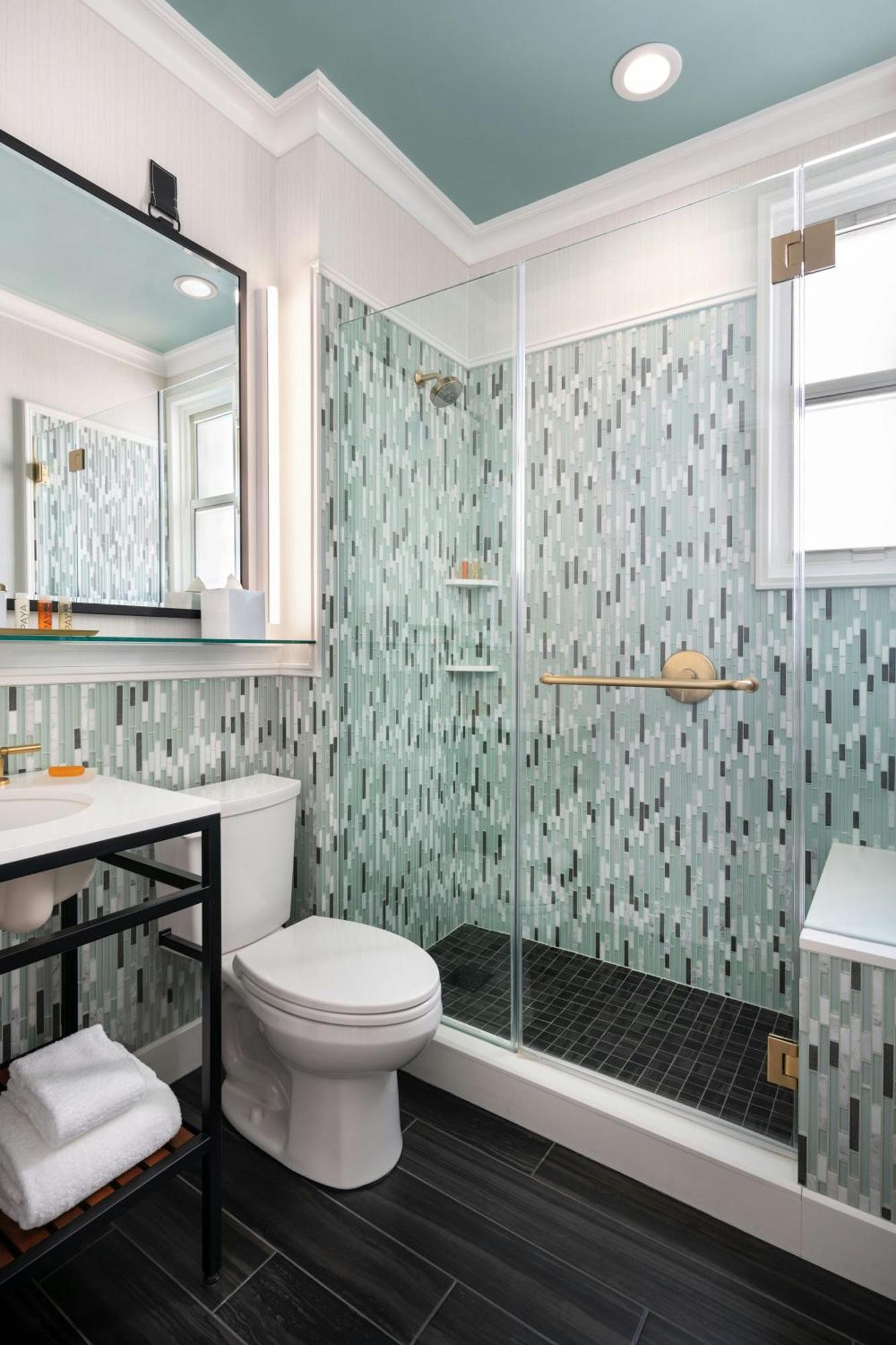 Courtyard By Marriott San Francisco Downtown/Van Ness Ave Bagian luar foto