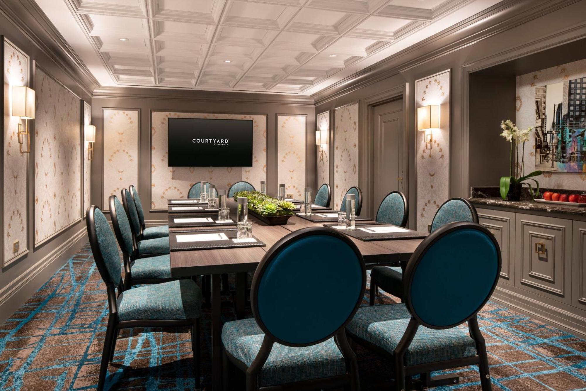 Courtyard By Marriott San Francisco Downtown/Van Ness Ave Bagian luar foto