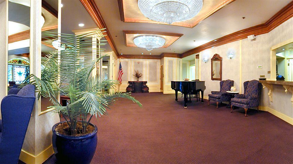 Courtyard By Marriott San Francisco Downtown/Van Ness Ave Bagian luar foto