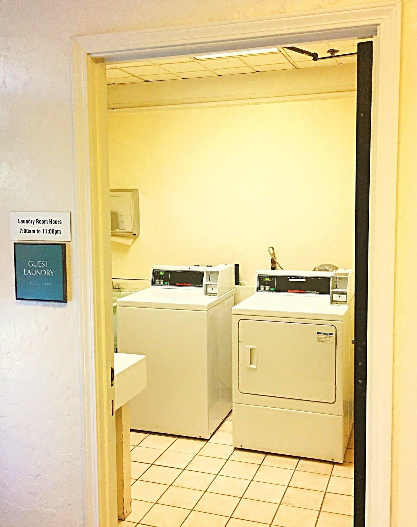 Courtyard By Marriott San Francisco Downtown/Van Ness Ave Bagian luar foto