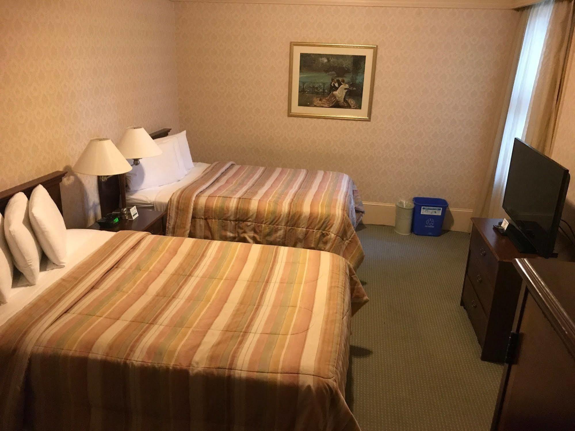 Courtyard By Marriott San Francisco Downtown/Van Ness Ave Bagian luar foto