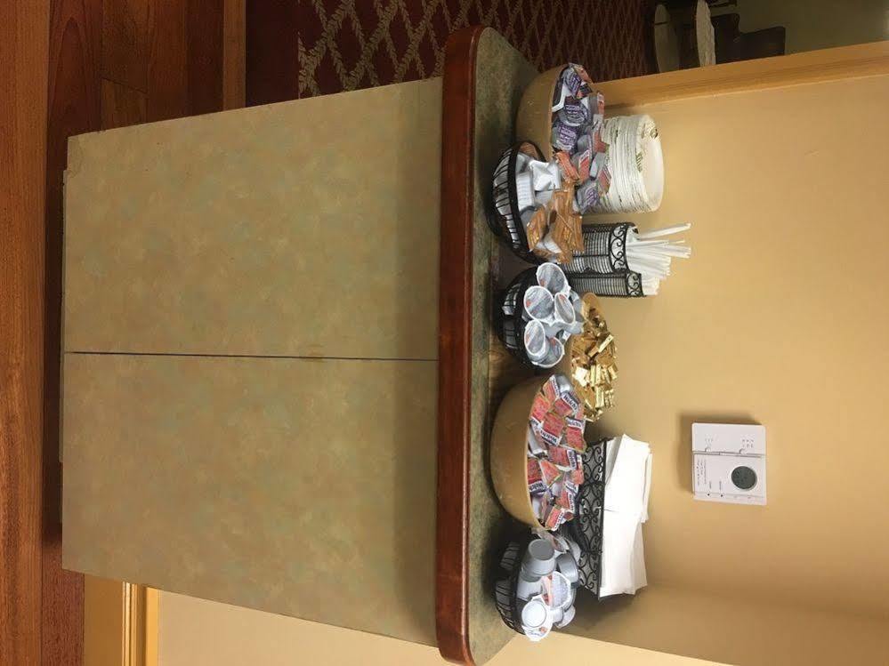 Courtyard By Marriott San Francisco Downtown/Van Ness Ave Bagian luar foto