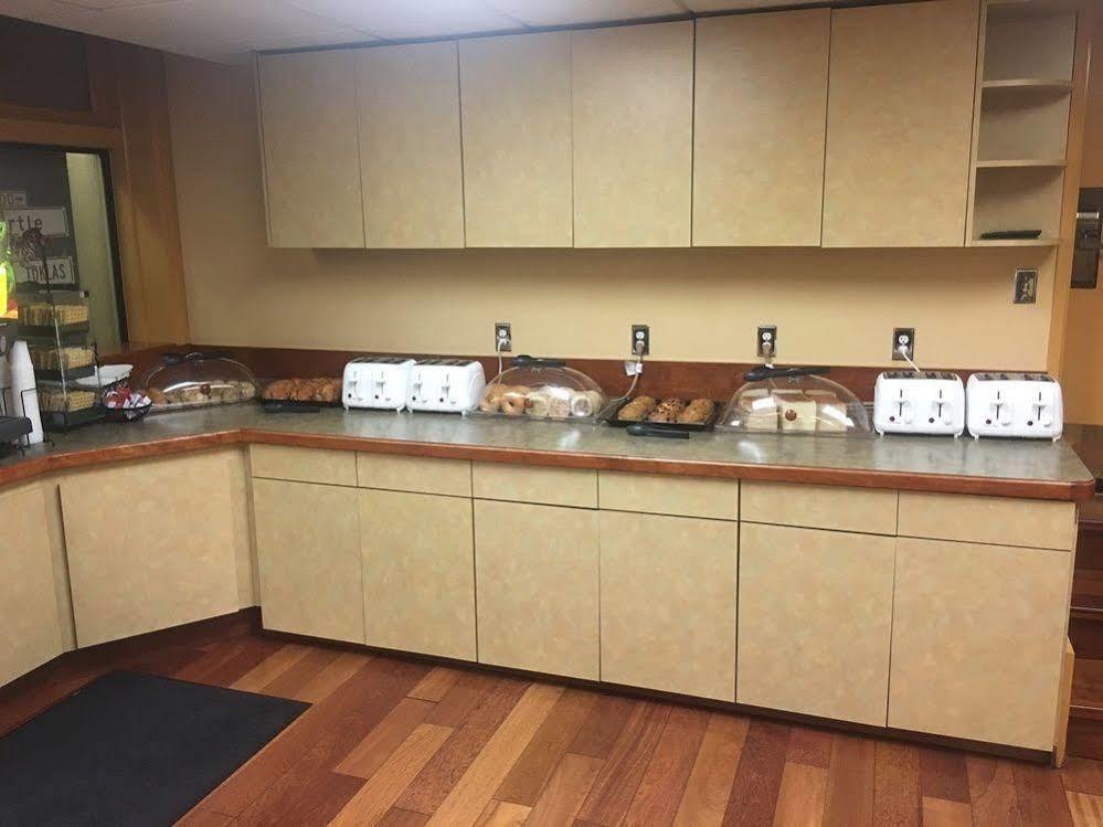 Courtyard By Marriott San Francisco Downtown/Van Ness Ave Bagian luar foto